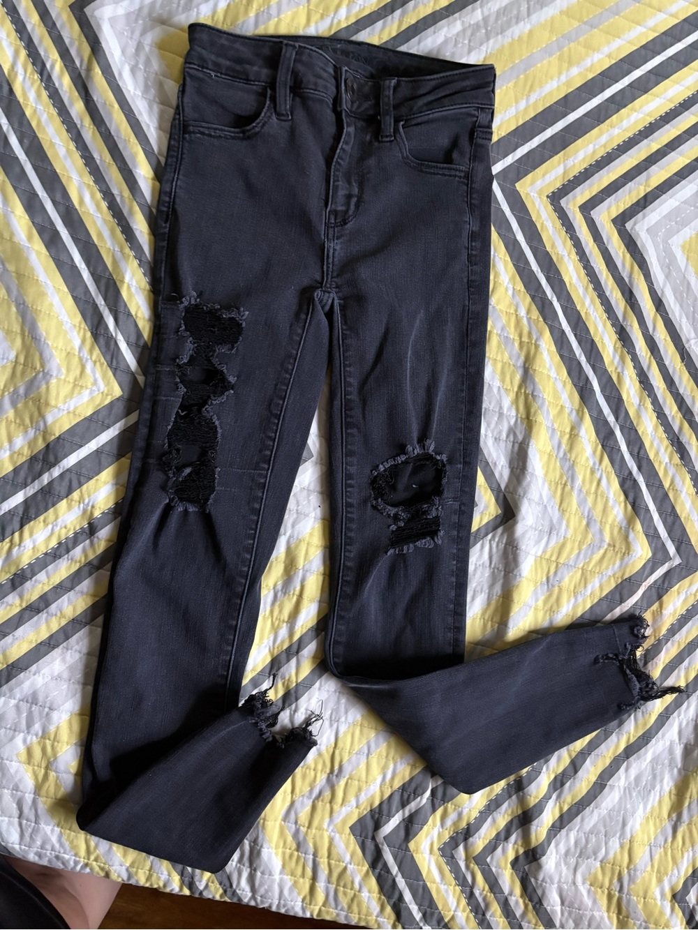 American Eagle Outfitters Black Skinny Distressed Jeans